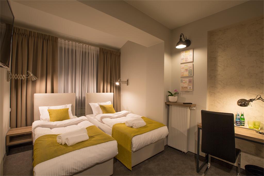 Bed and Breakfast Marcopolo House Varsovia Habitación foto
