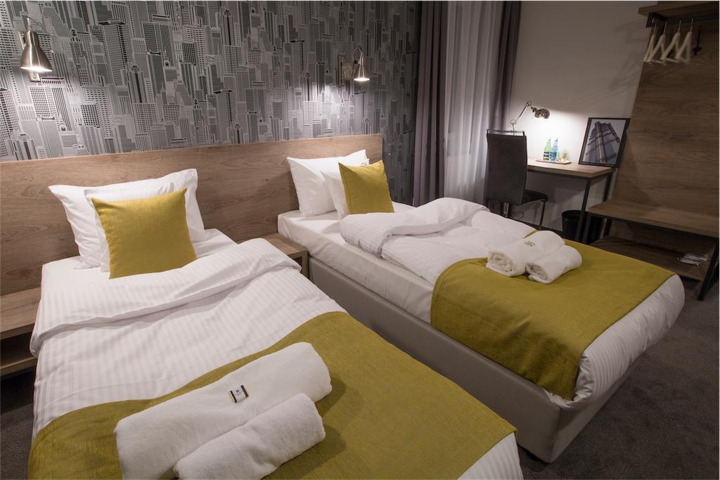 Bed and Breakfast Marcopolo House Varsovia Habitación foto
